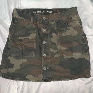 American Eagle Camo Skirt